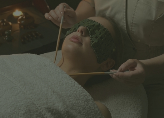 Scalp ASMR behandeling bij Goldn Soul Beauty & Care met ontspannende hoofdhuidmassage en wellnessbeleving.